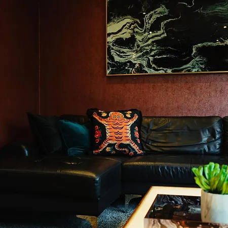 Villa Hideout House